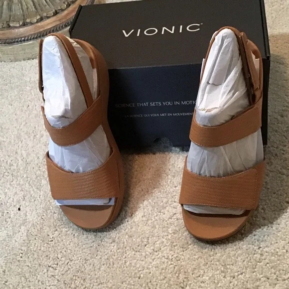 Vionic Women's Brown Sandals - Picture 1 of 5